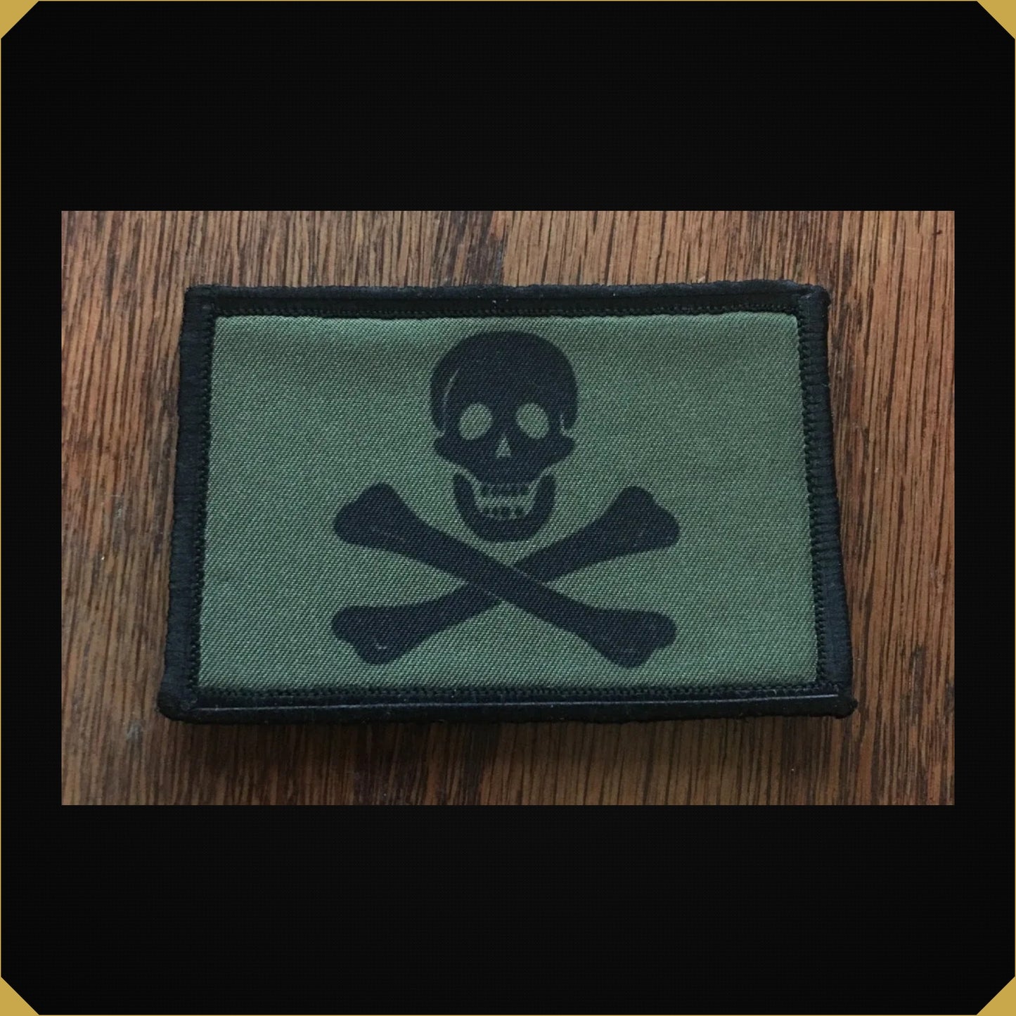 Subdued Pirate Flag Morale Patch