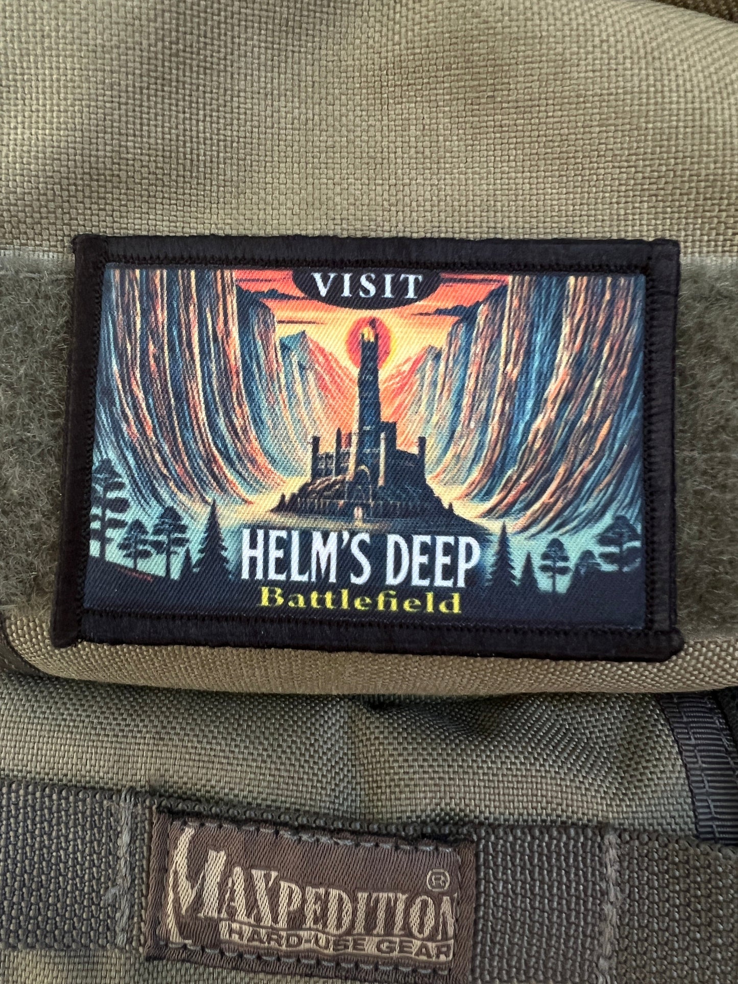 Helms Deep Lord of the Rings Morale Patch.jpg